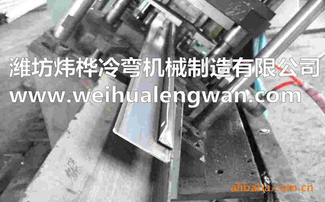 隔斷墻成型設(shè)備的特點及隔斷墻使用范圍